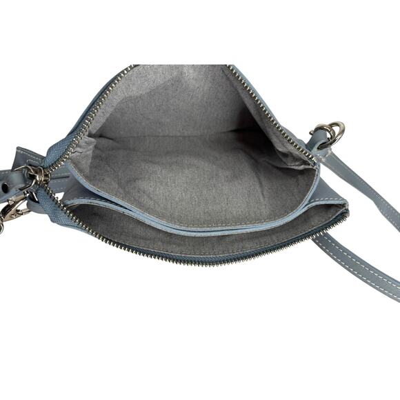 Roots Twinkie 2.0 Cloud Crossbody Bag Greener Pastures Blue Wristlet New Boho - Picture 12 of 14